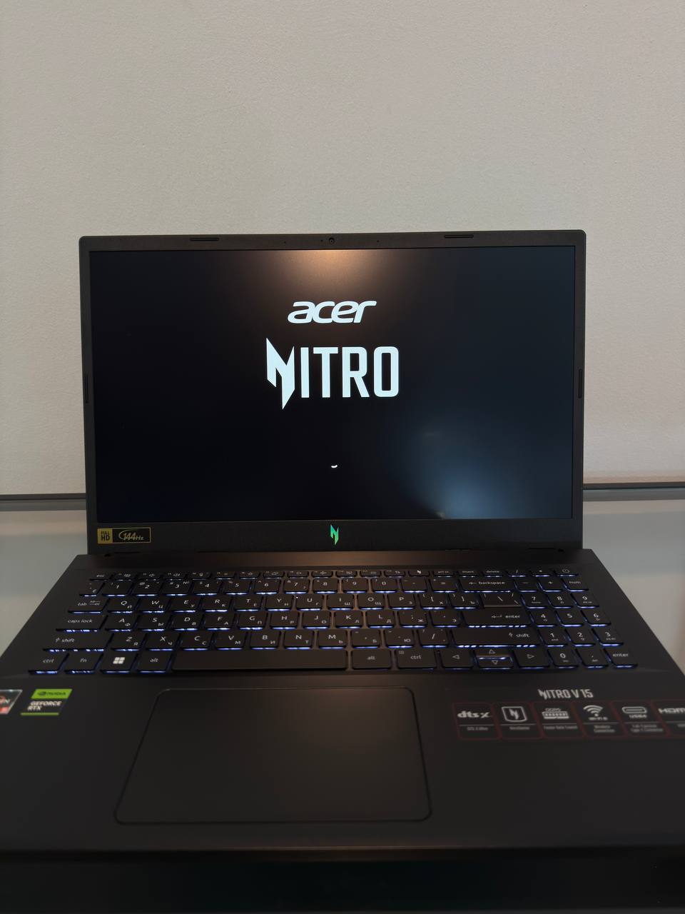 Продажа мощного игрового ноутбука