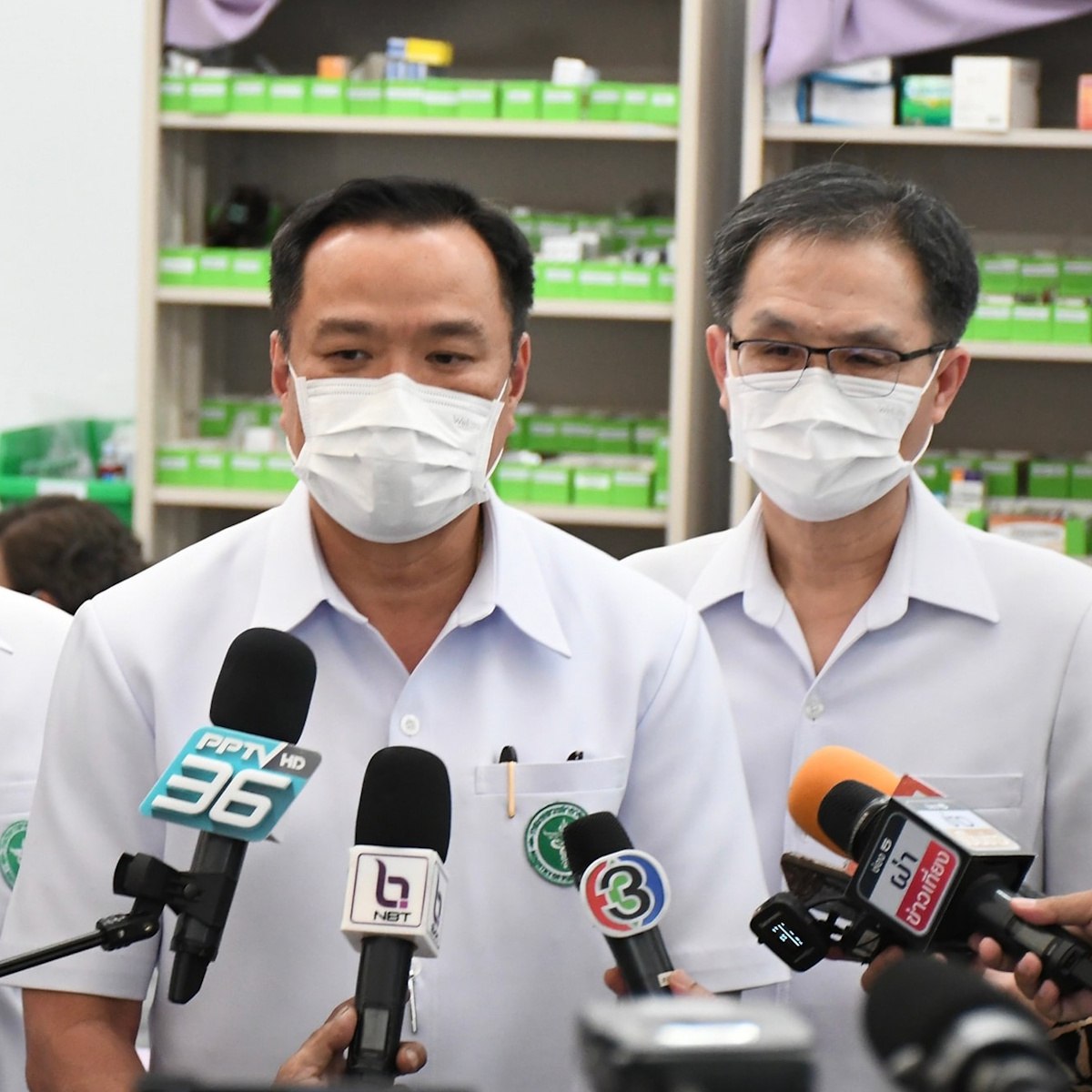 Анутин Чарнвиракун: политика и скандалы