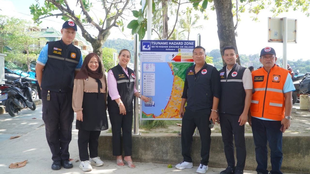 Тренировка эвакуации при цунами в Патонге