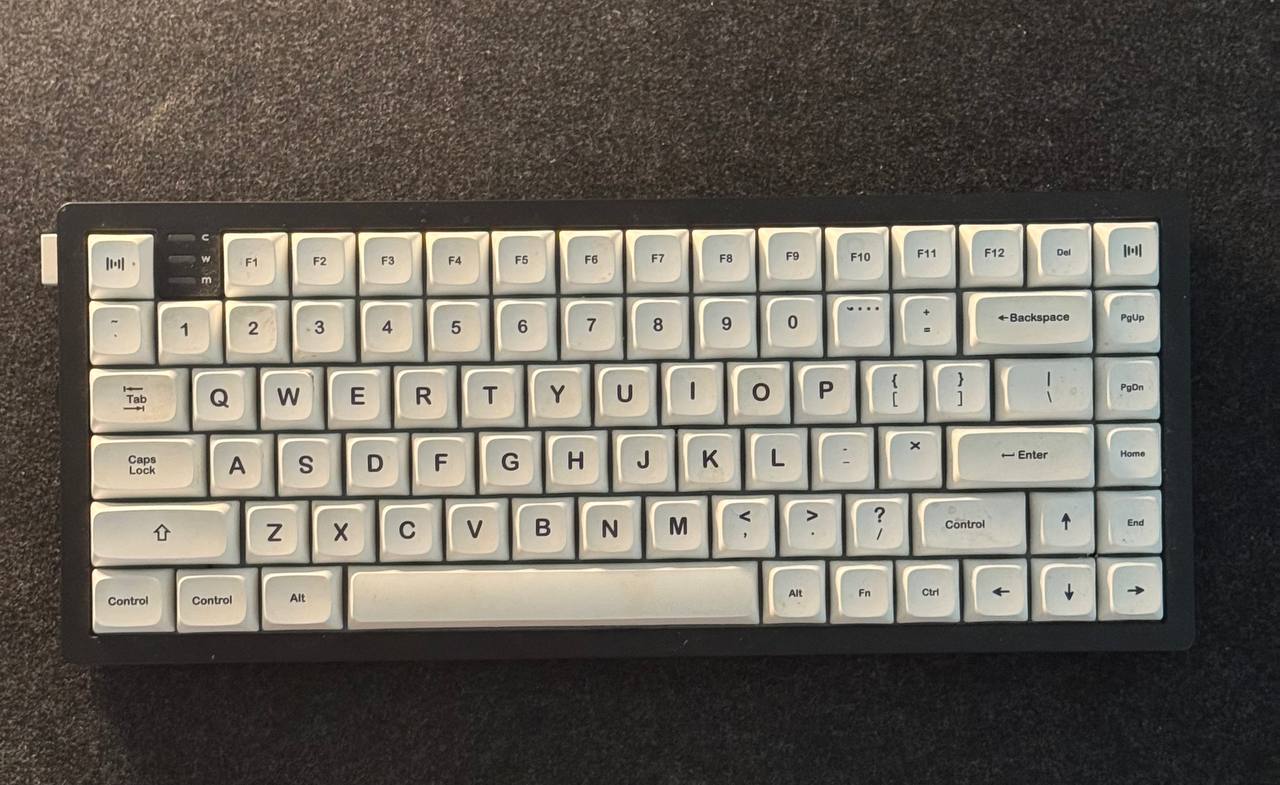 Продажа игрового ноутбука и аксессуаров