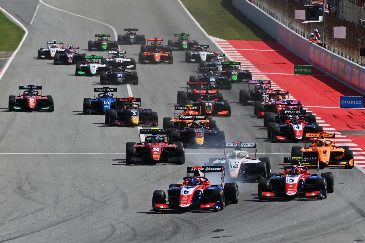 Тайский гонщик выиграл спринт в формуле