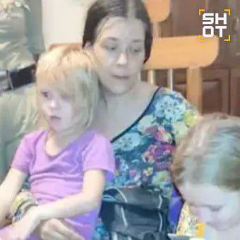 Россиянка с детьми найдена в пещере