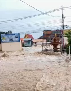 Сильное наводнение в северном Таиланде