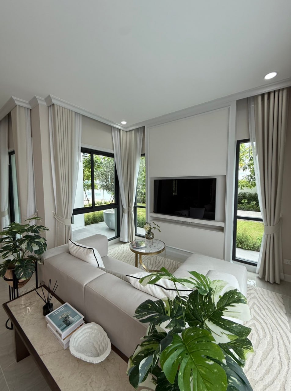 Продажа двухэтажной виллы в новом посёлке