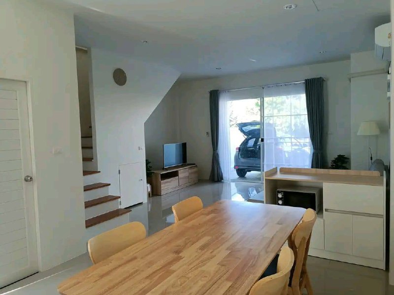 Аренда уютного таунхауса с мебелью