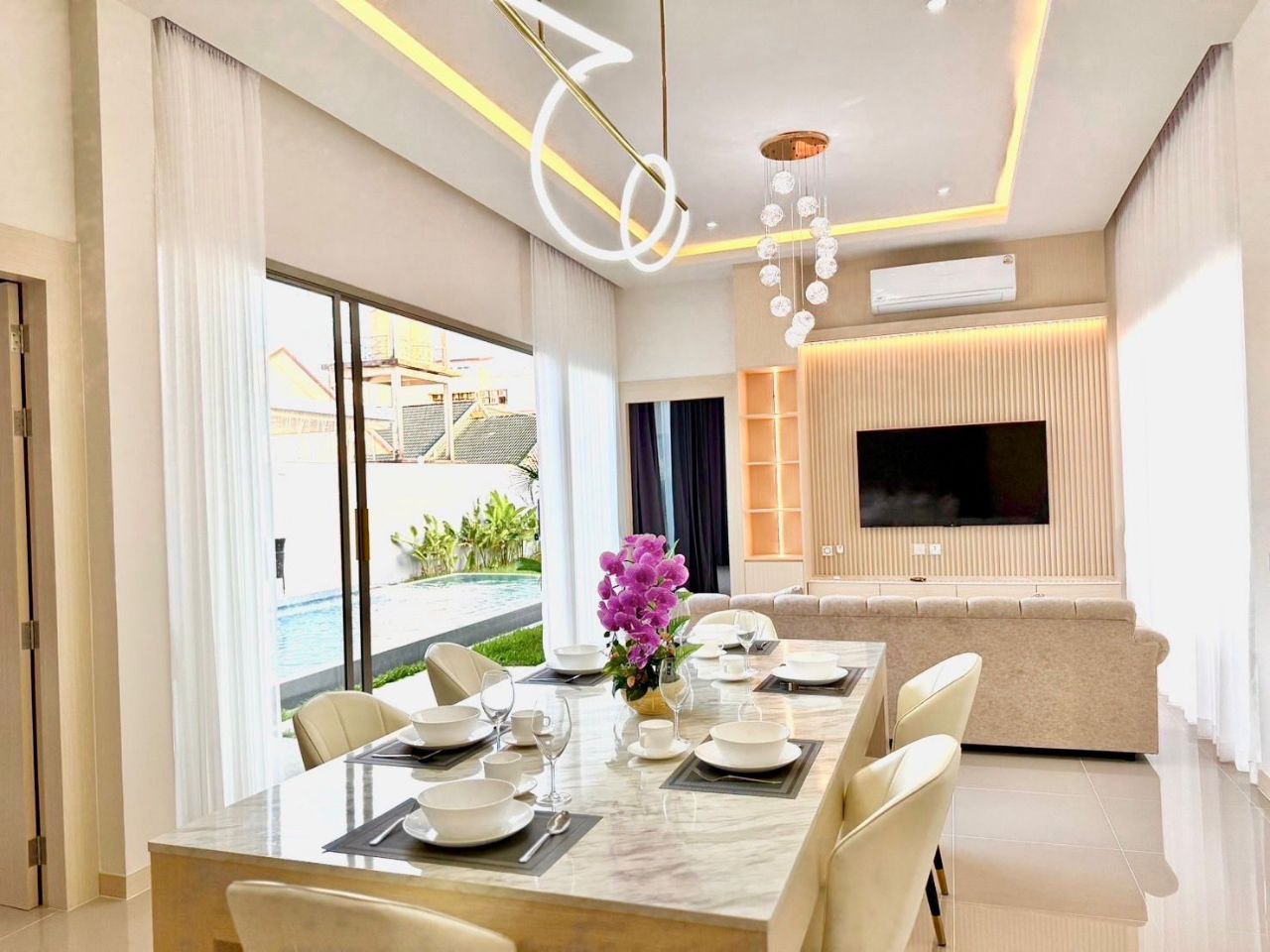 Современная вилла с 3 спальнями