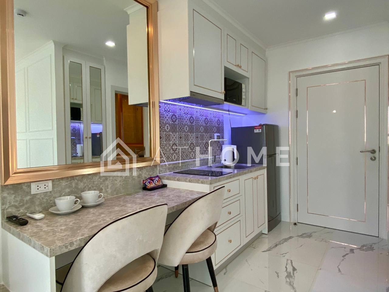 Аренда студии в Джомтьене