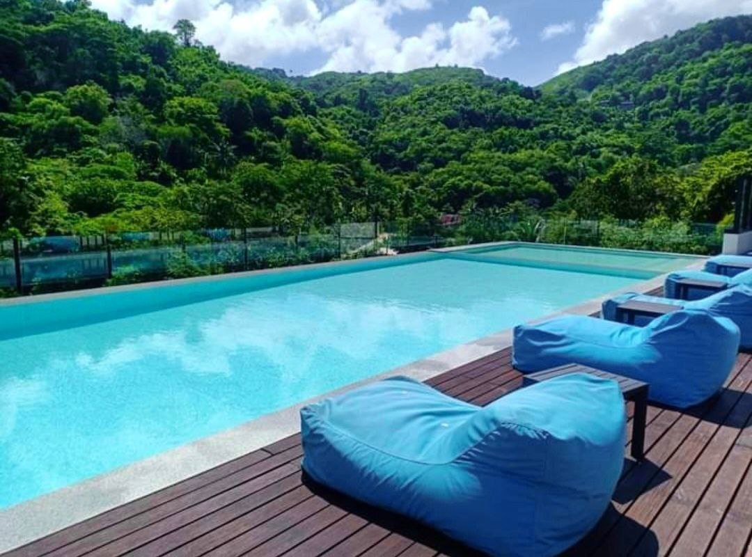 Аренда студии в новом кондо на Кароне