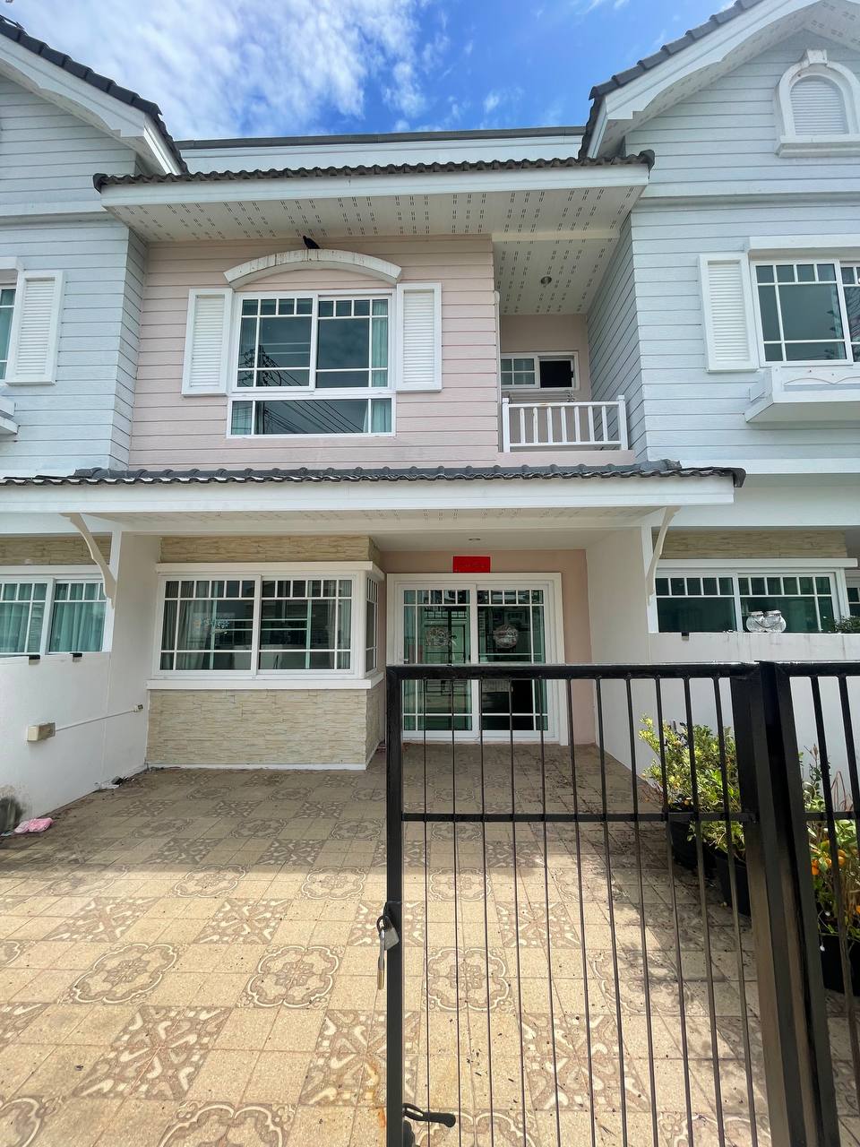 Сдача дома в Бристол Парк