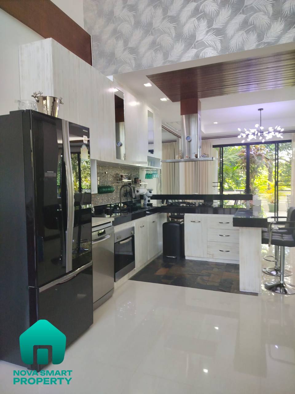 Продажа шикарной виллы на Банг Тао