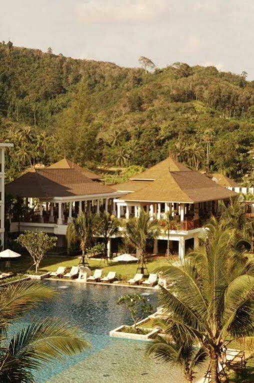 Отель на пляже в Тайланде