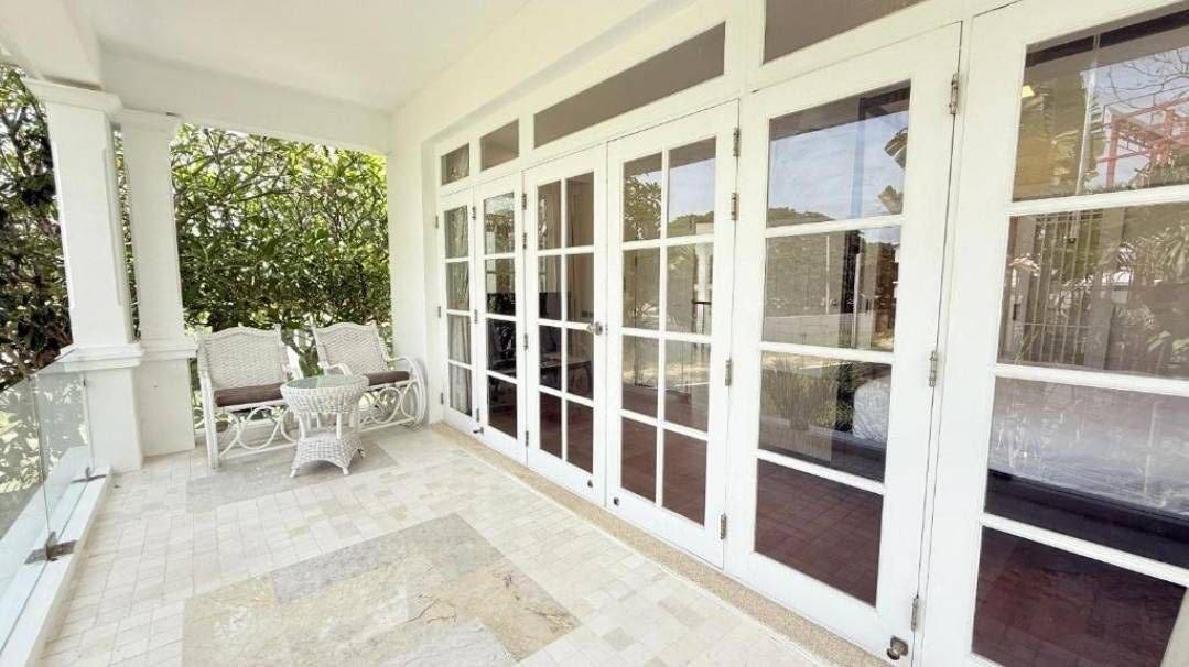 Аренда виллы на первой линии моря