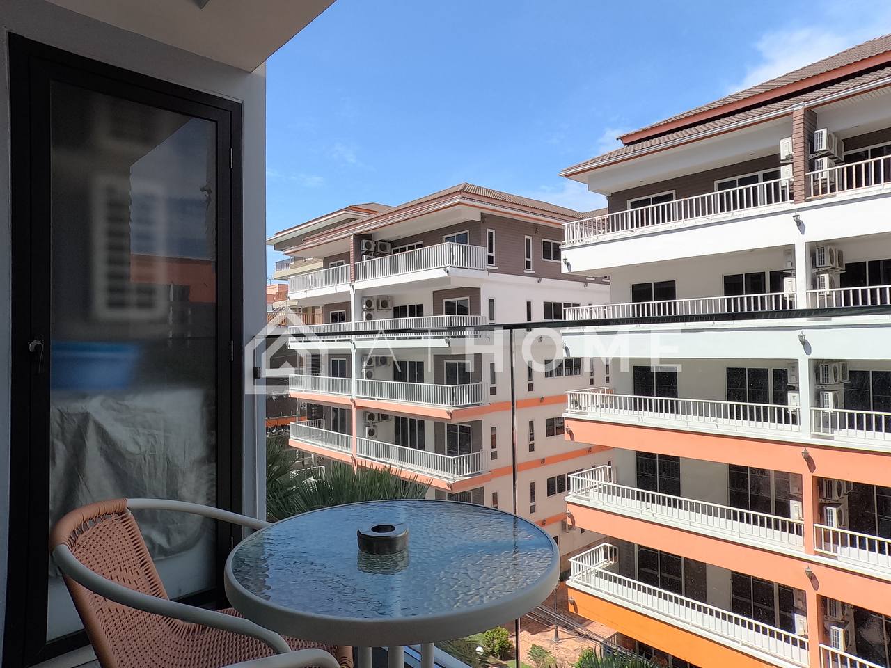 Аренда 1-бедрумной квартиры в Пратамнаке