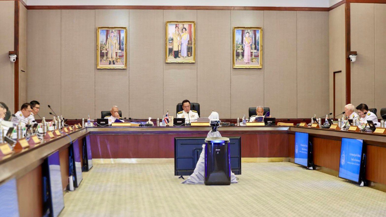 Новое правительство Таиланда принесло присягу