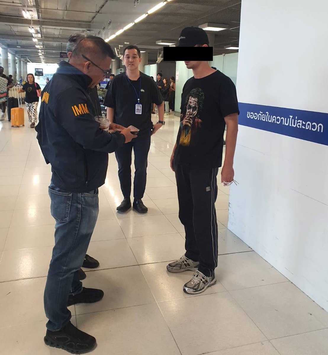 Арест блогера за видео секса в пикапе