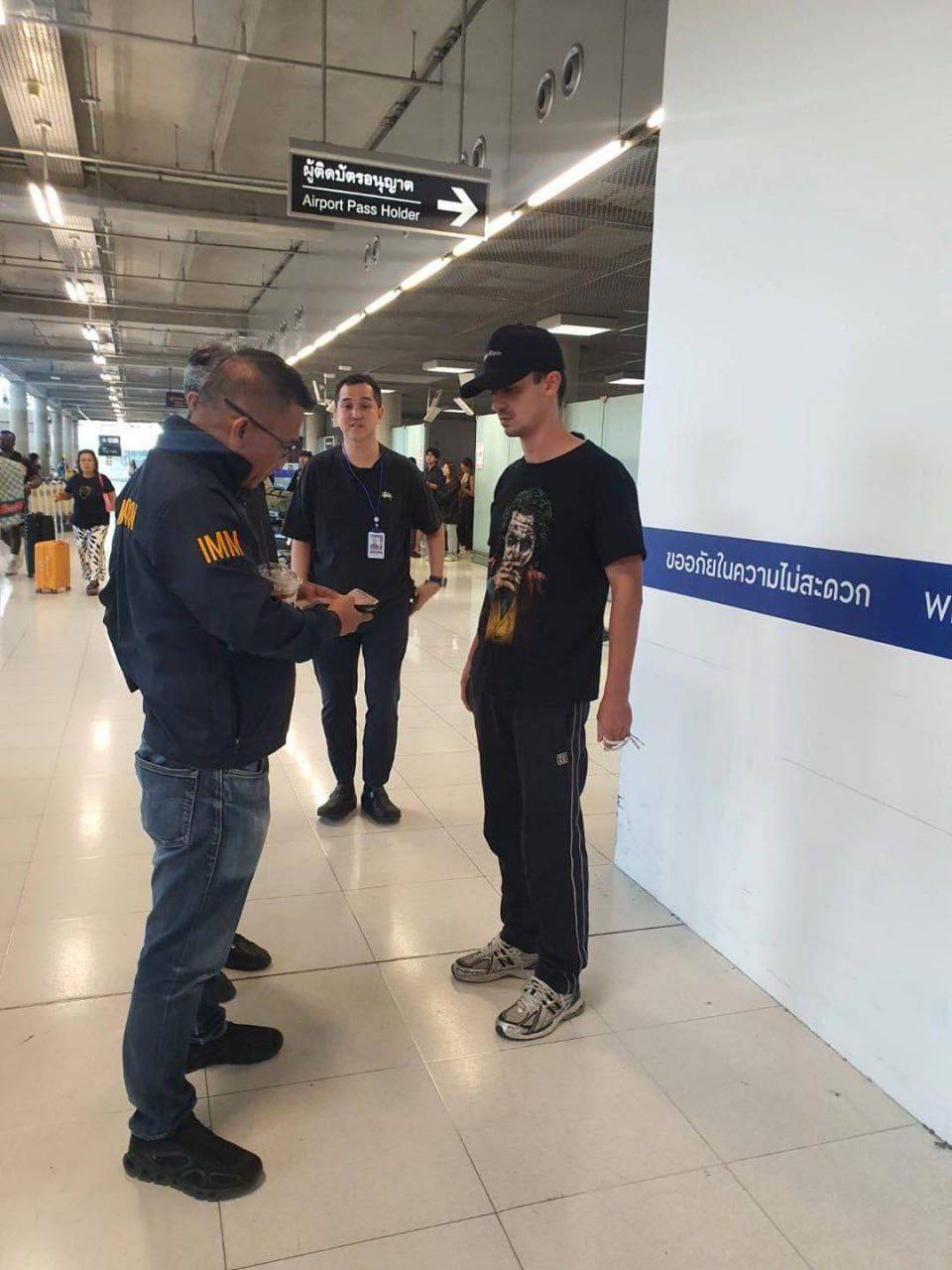 Скандал с блогером в Таиланде