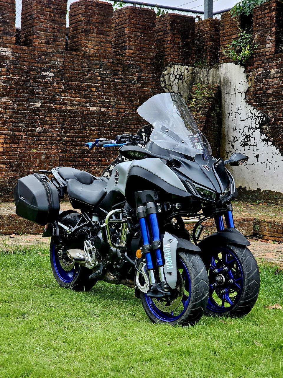 Аренда автомобилей и мотоциклов