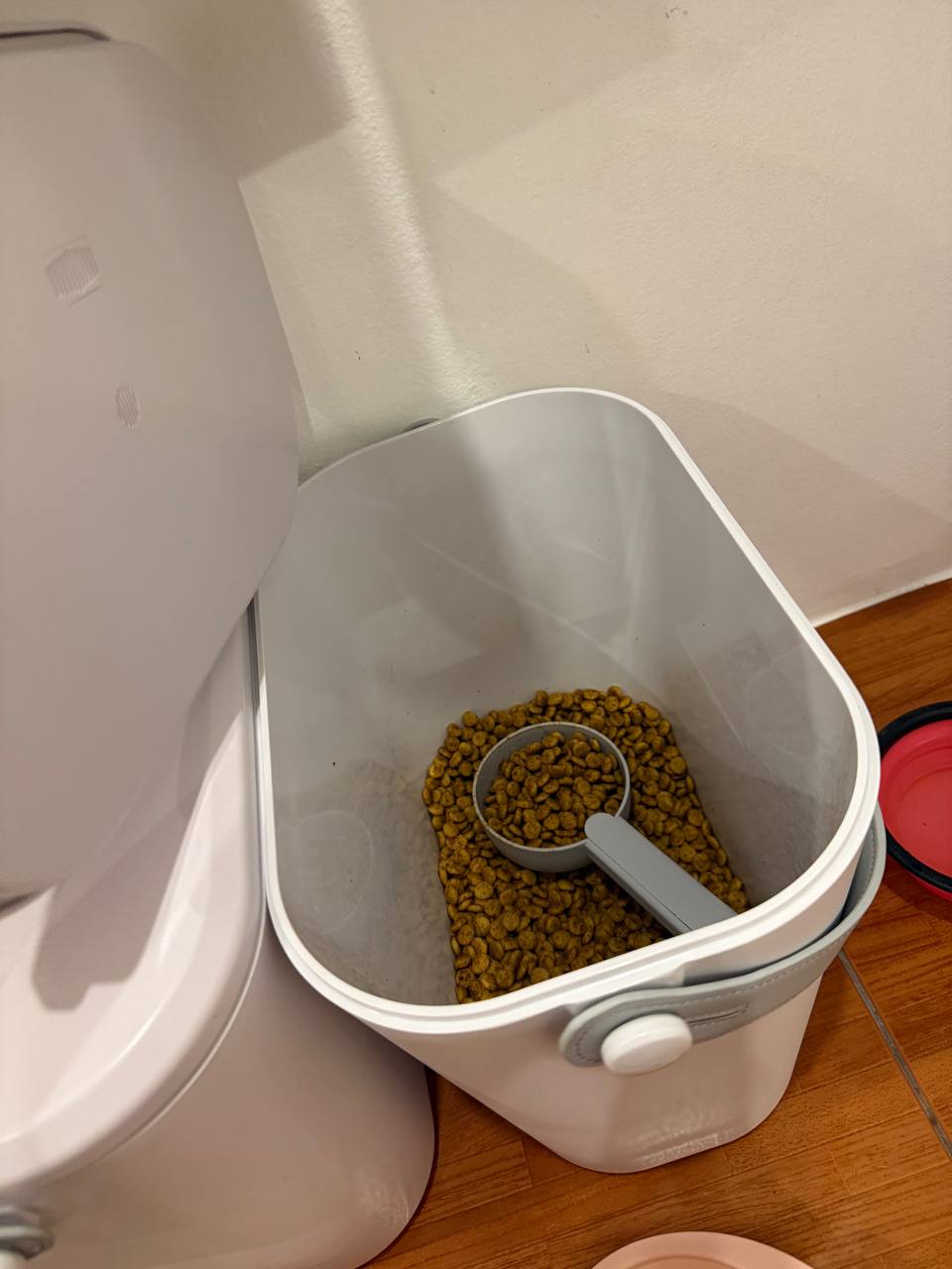 Срочная продажа вакуумных боксов для корма