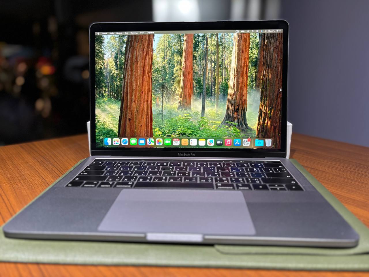 Продажа мощного ноутбука для работы