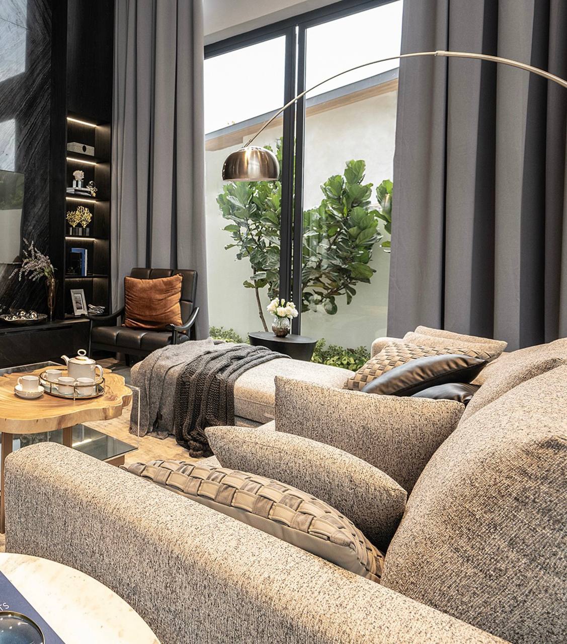 Продажа премиальных вилл у моря