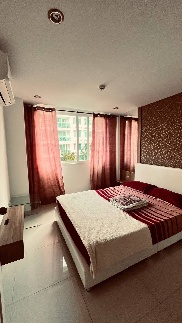 Аренда квартиры с видом на бассейн