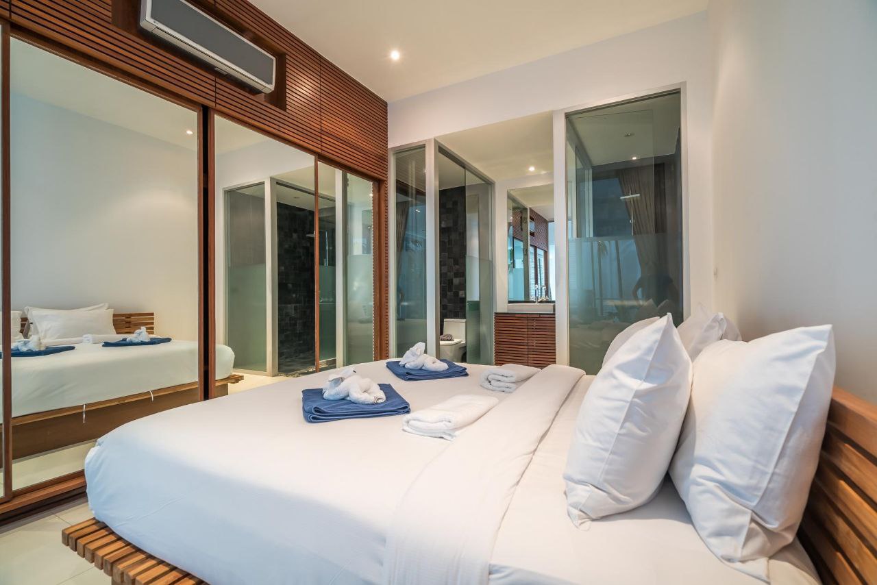 Аренда апартаментов с бассейном в Сурине