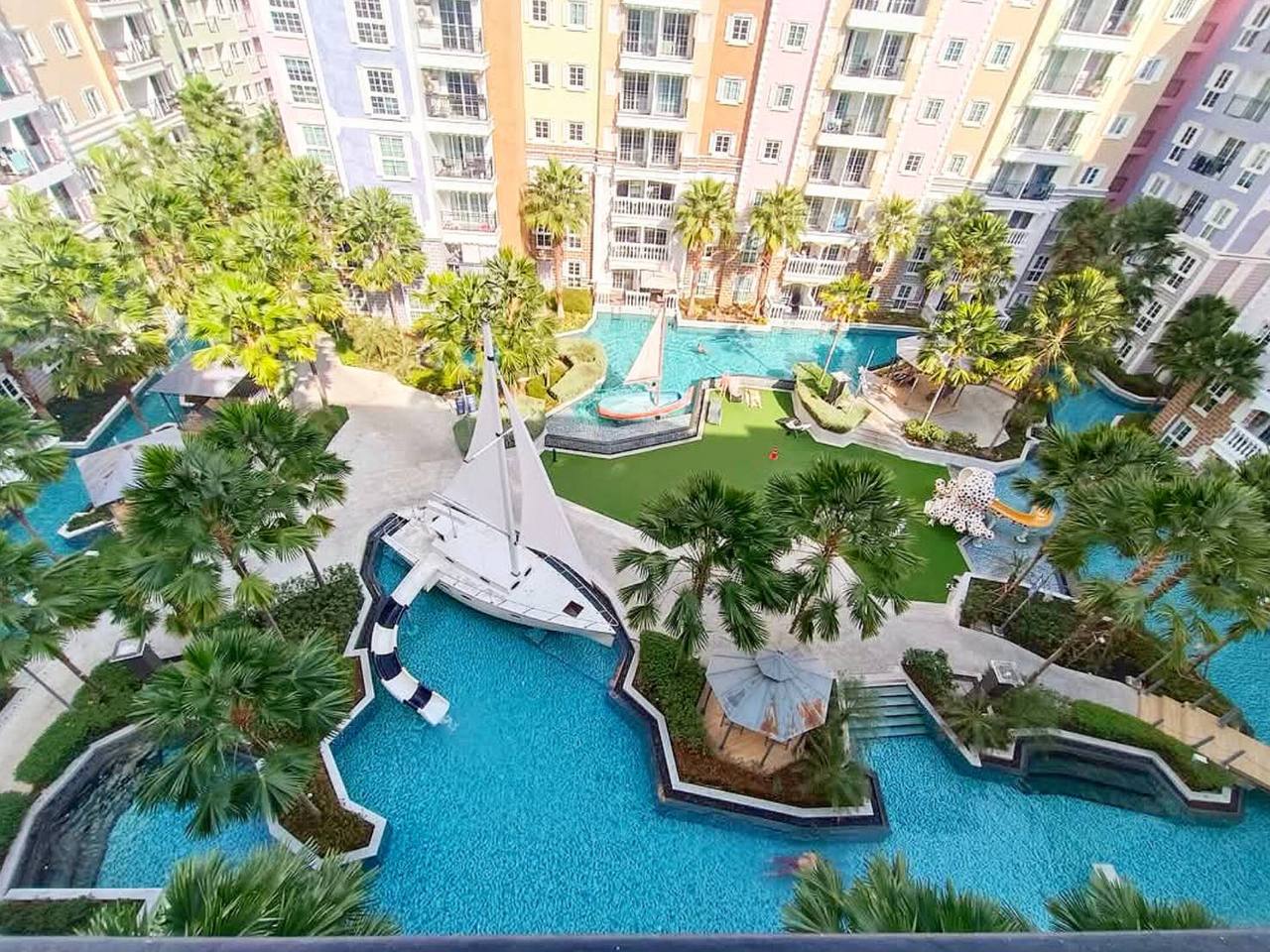 Аренда уютной квартиры с видом на бассейн