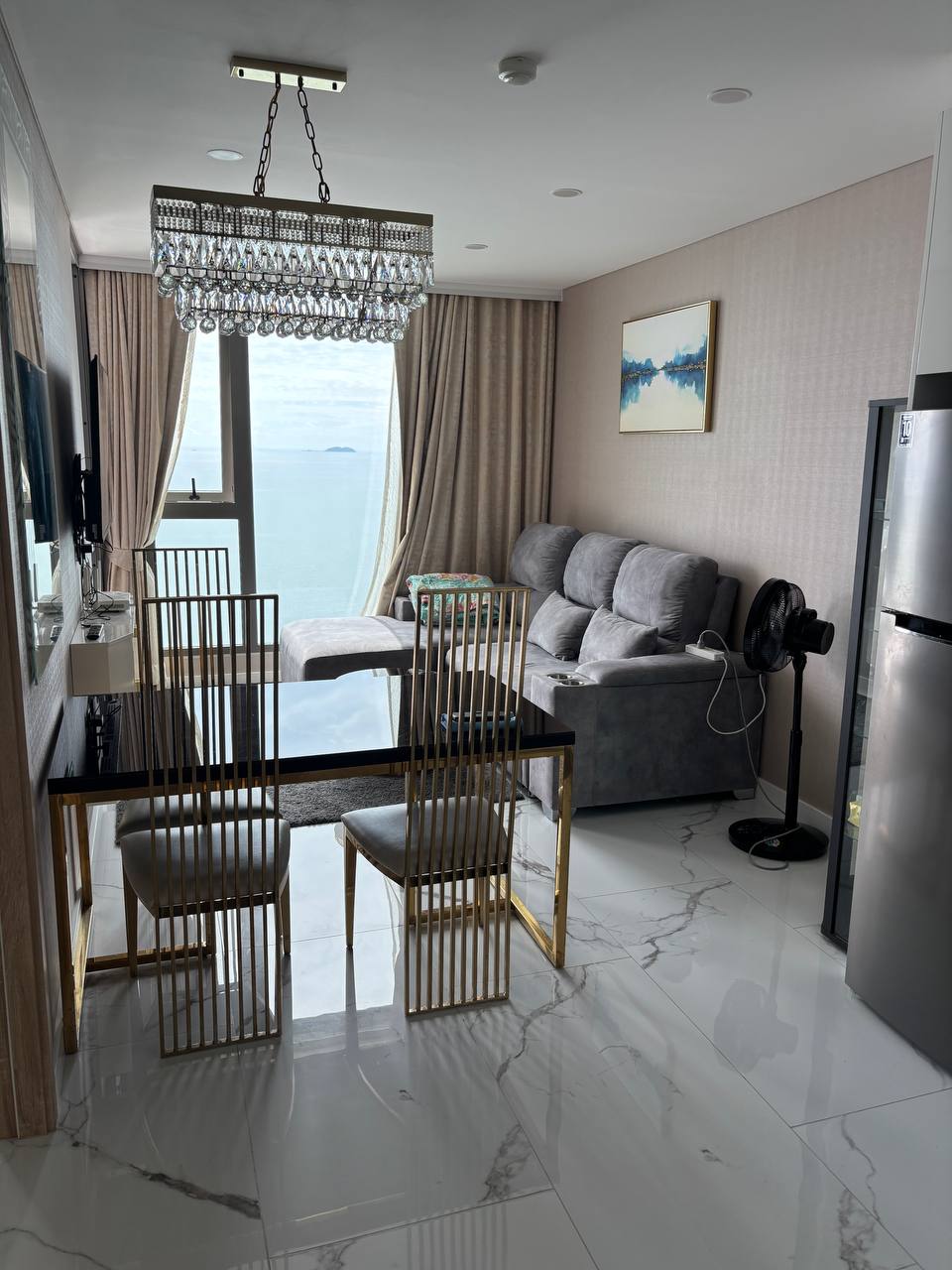 Аренда шикарной квартиры на берегу моря