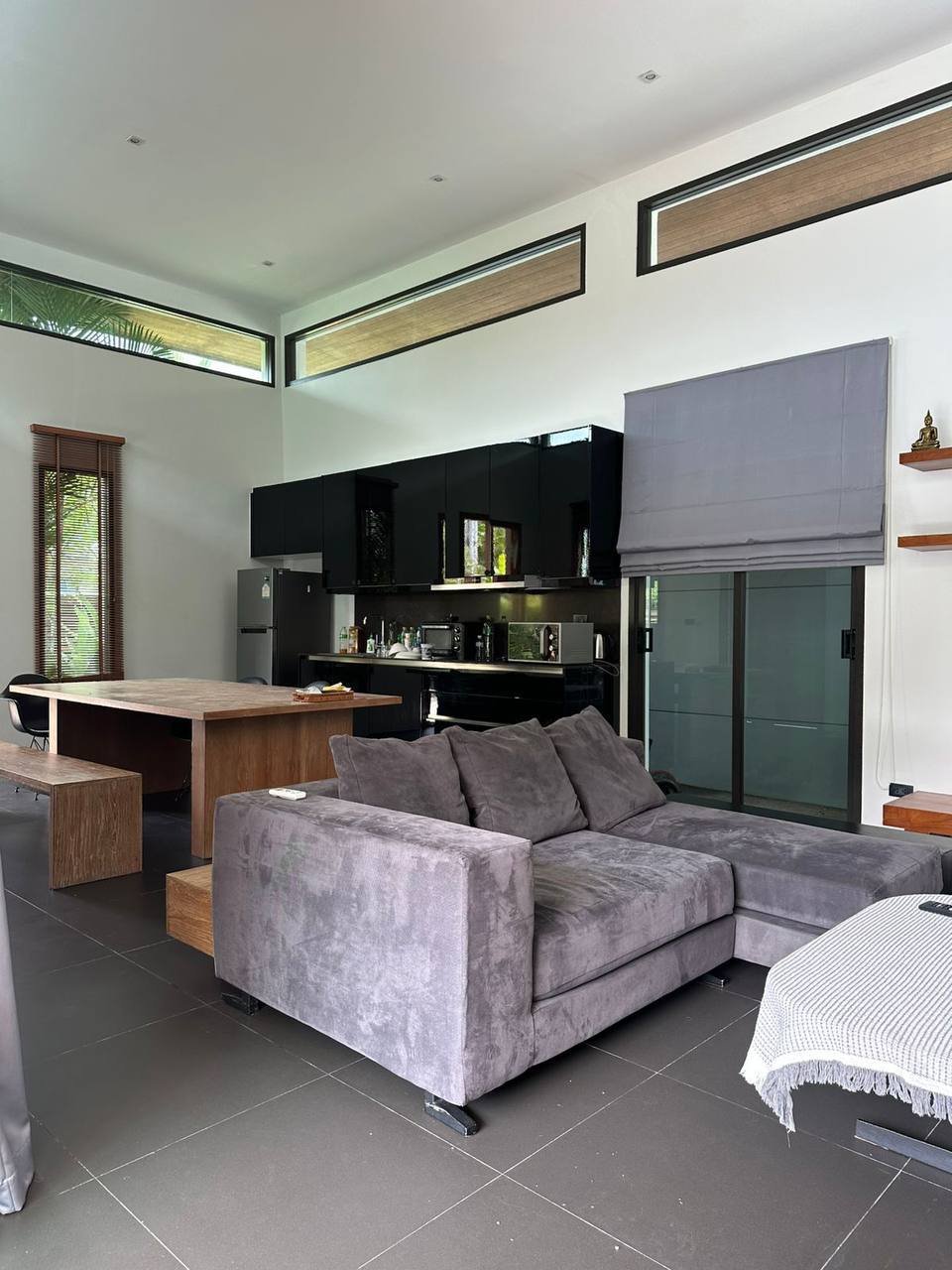 Аренда и продажа виллы на Камале