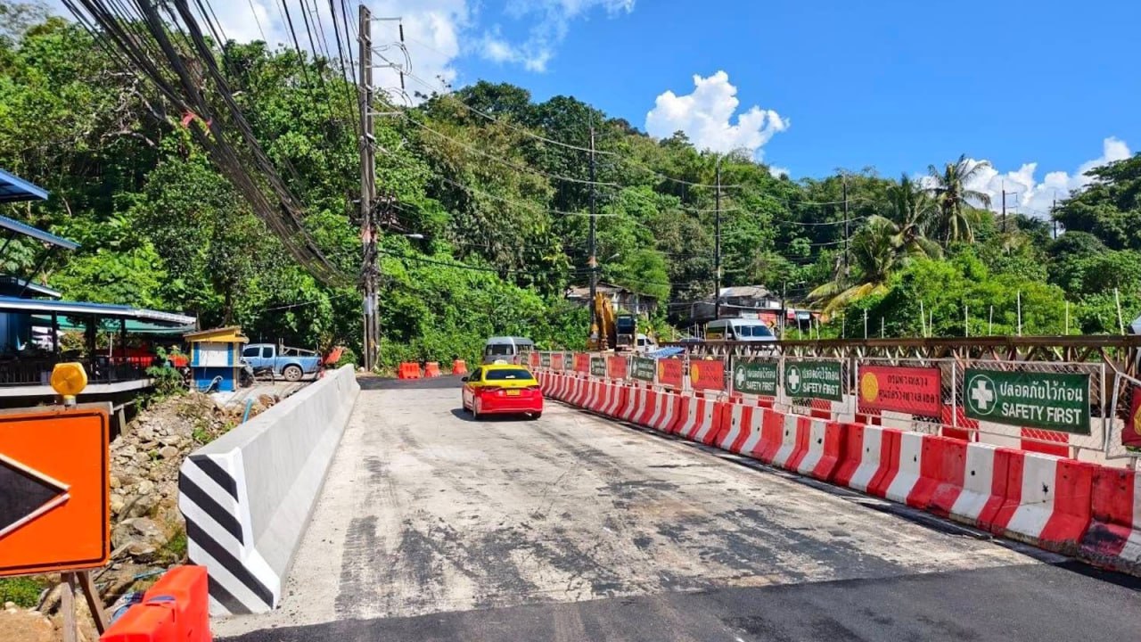 Дорожные работы на трассе Патонг-Камала