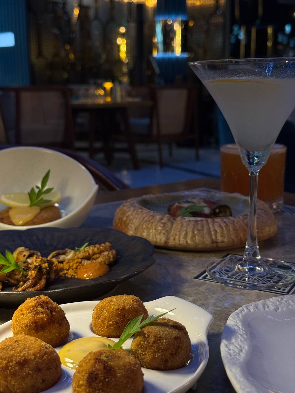 Романтический бар на крыше отеля