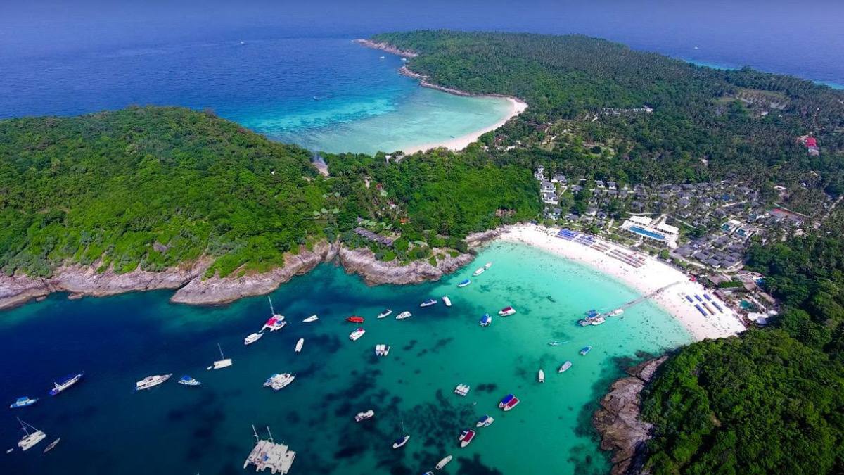 Экскурсии и консультации на острове