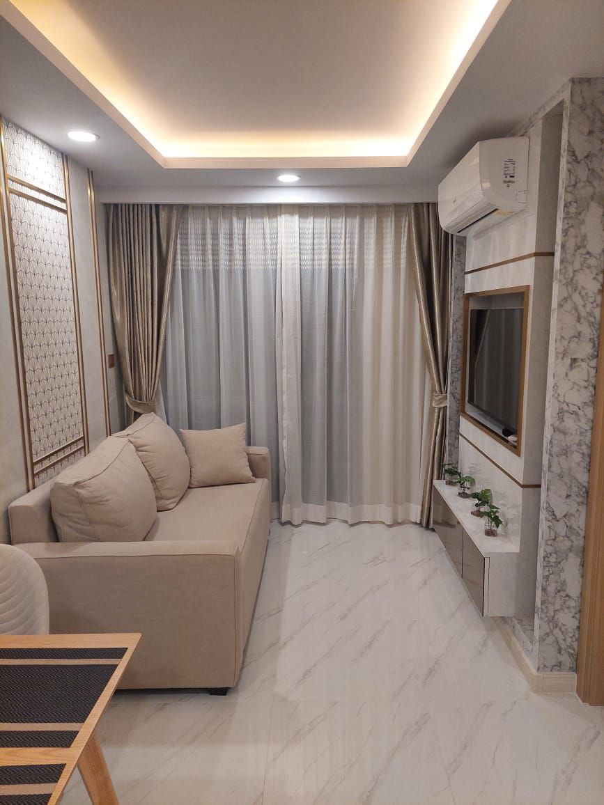 Аренда нового кондо с видом на сад