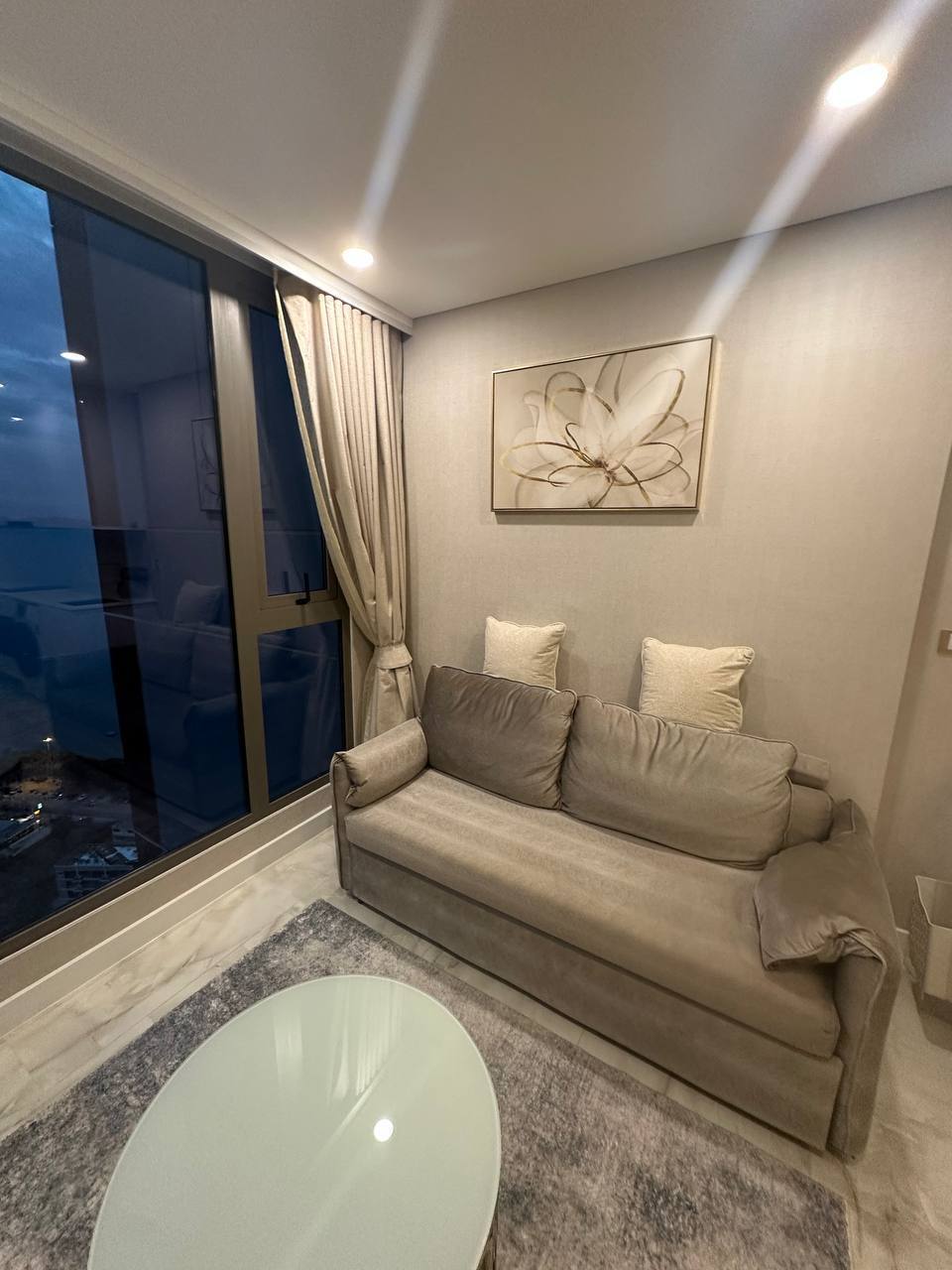 Премиум-кондо на первой линии моря