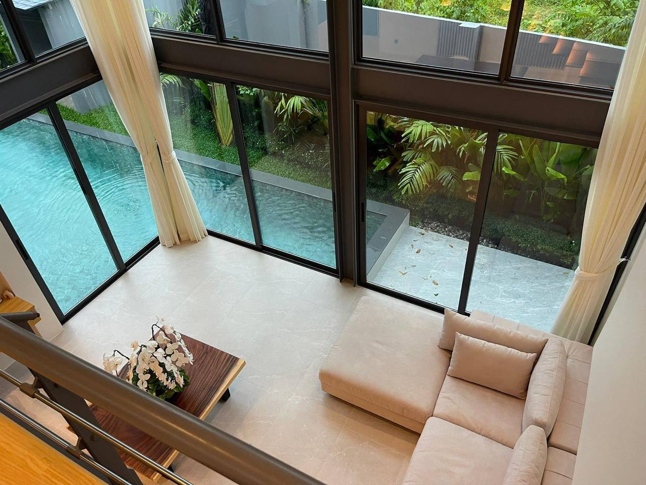 Аренда новой виллы на год