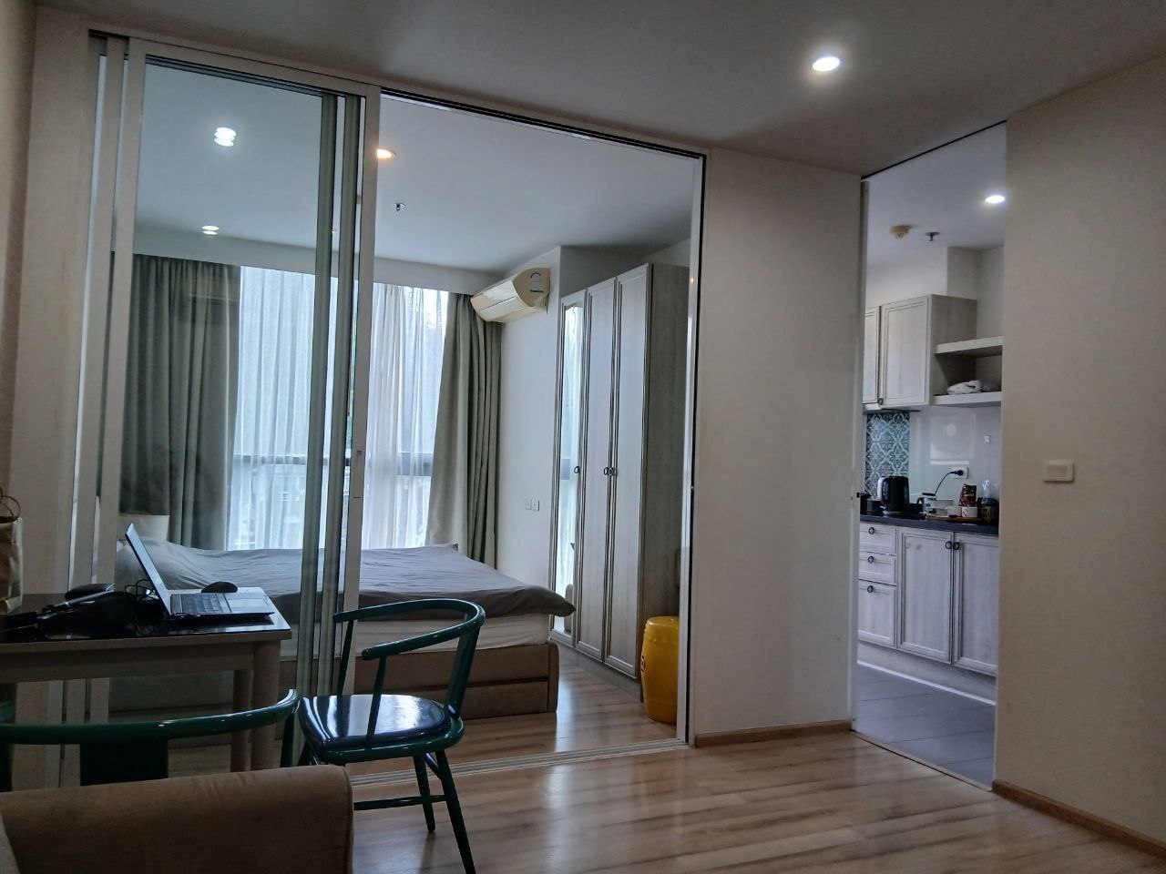 Аренда кондо в центре на год