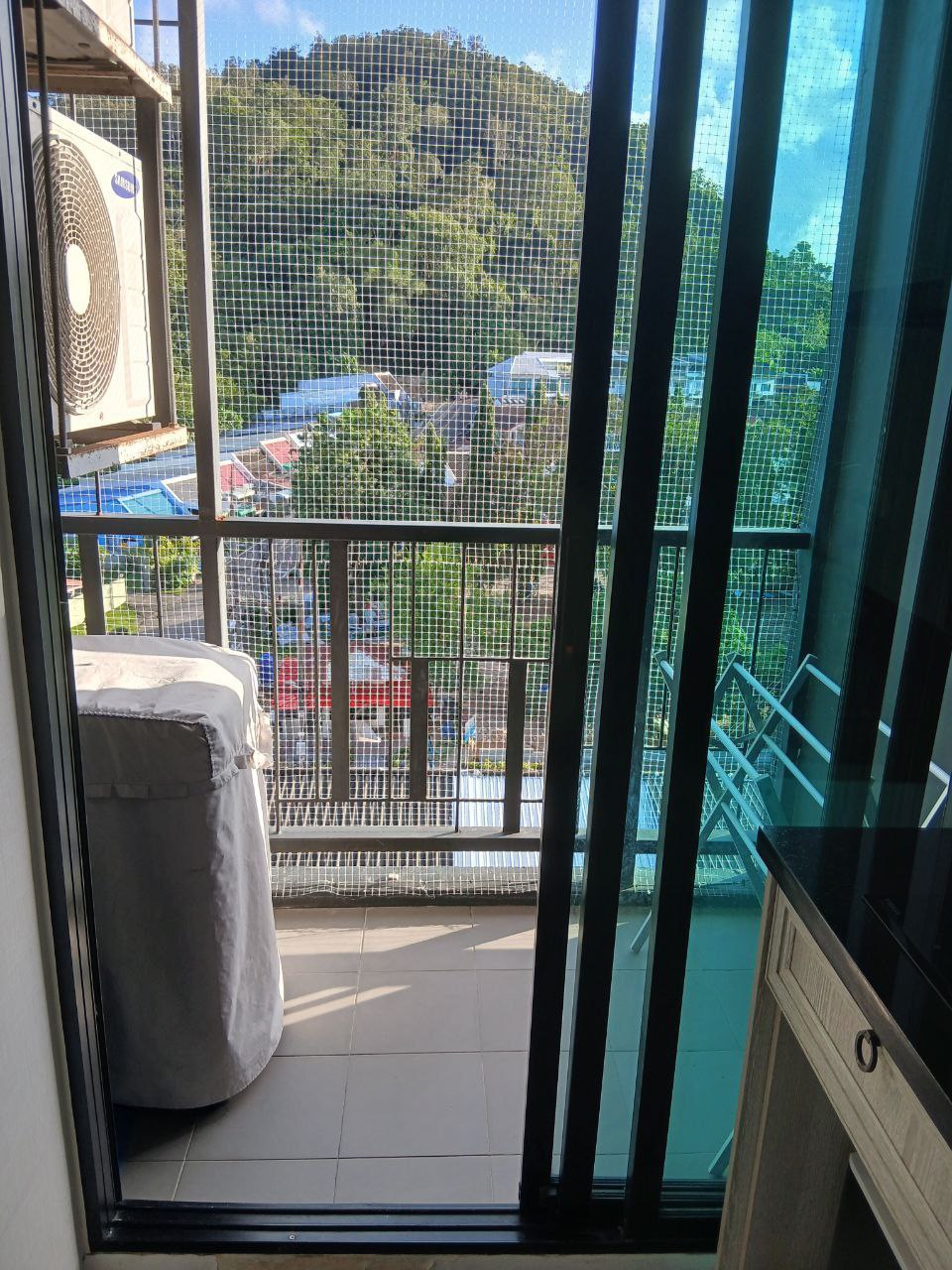 Аренда кондо в центре на год