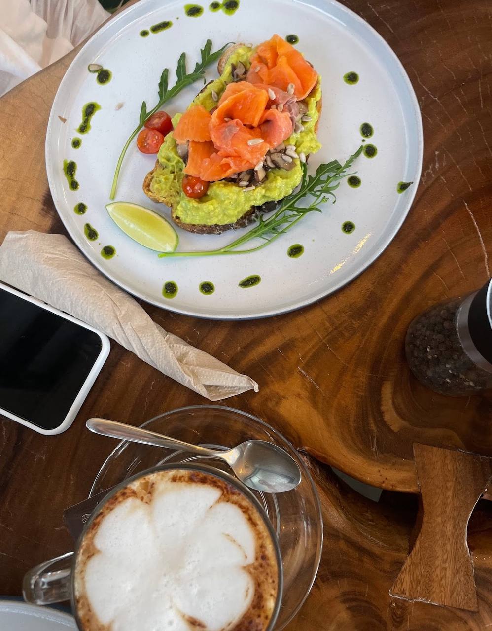 Завтраки в кафе на острове Самуи