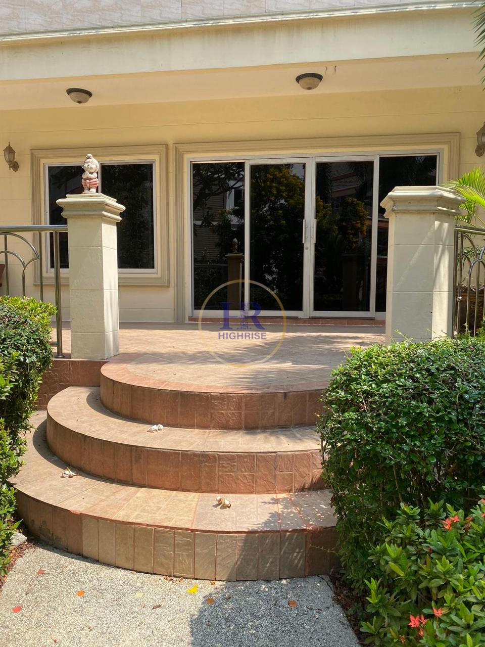 Продажа квартиры рядом с морем