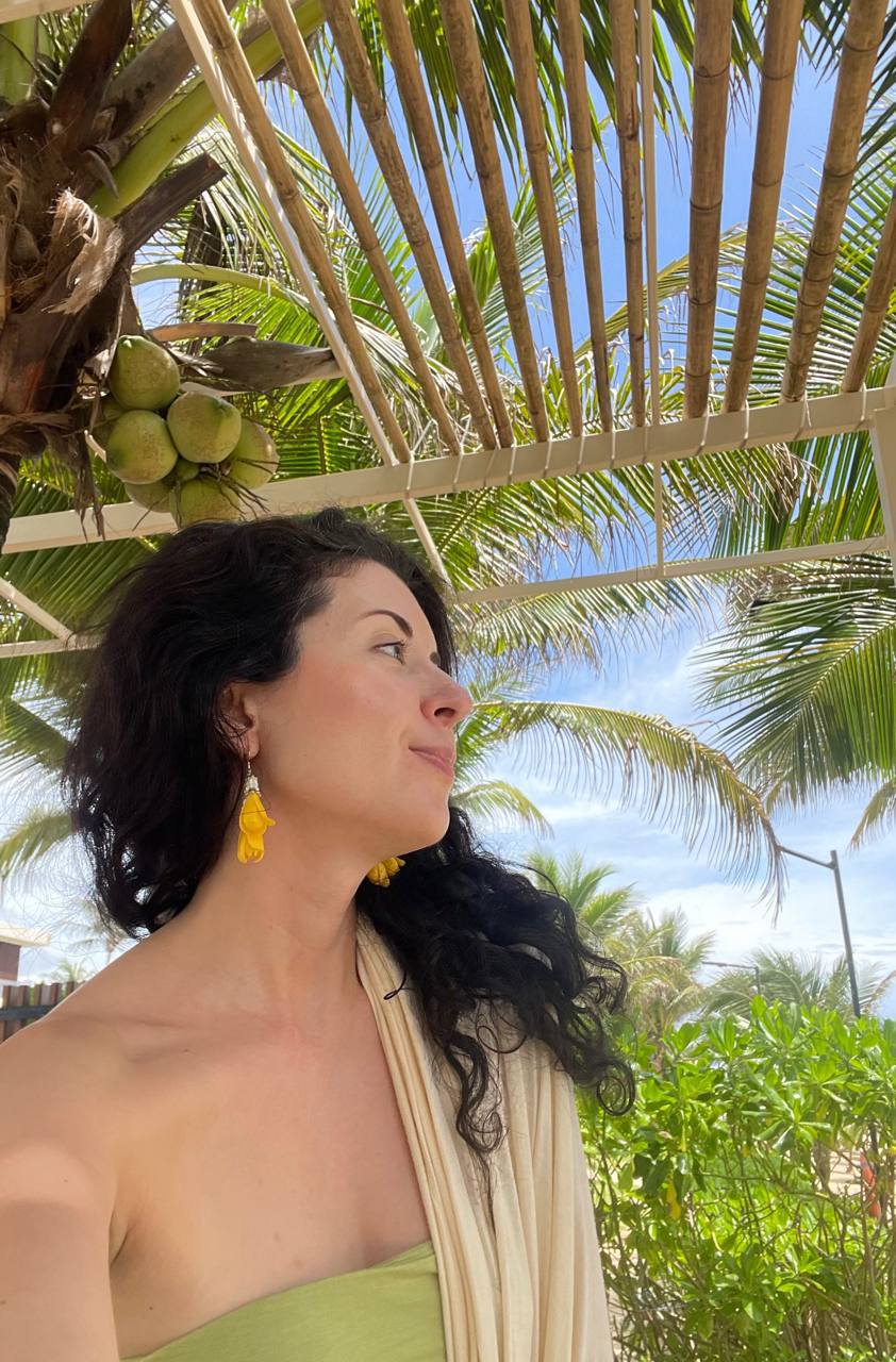 Прекрасное место у моря с кафе