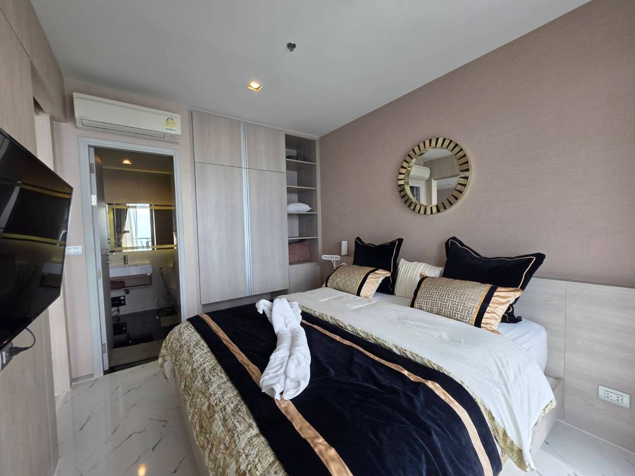 Аренда премиального кондо на первой линии