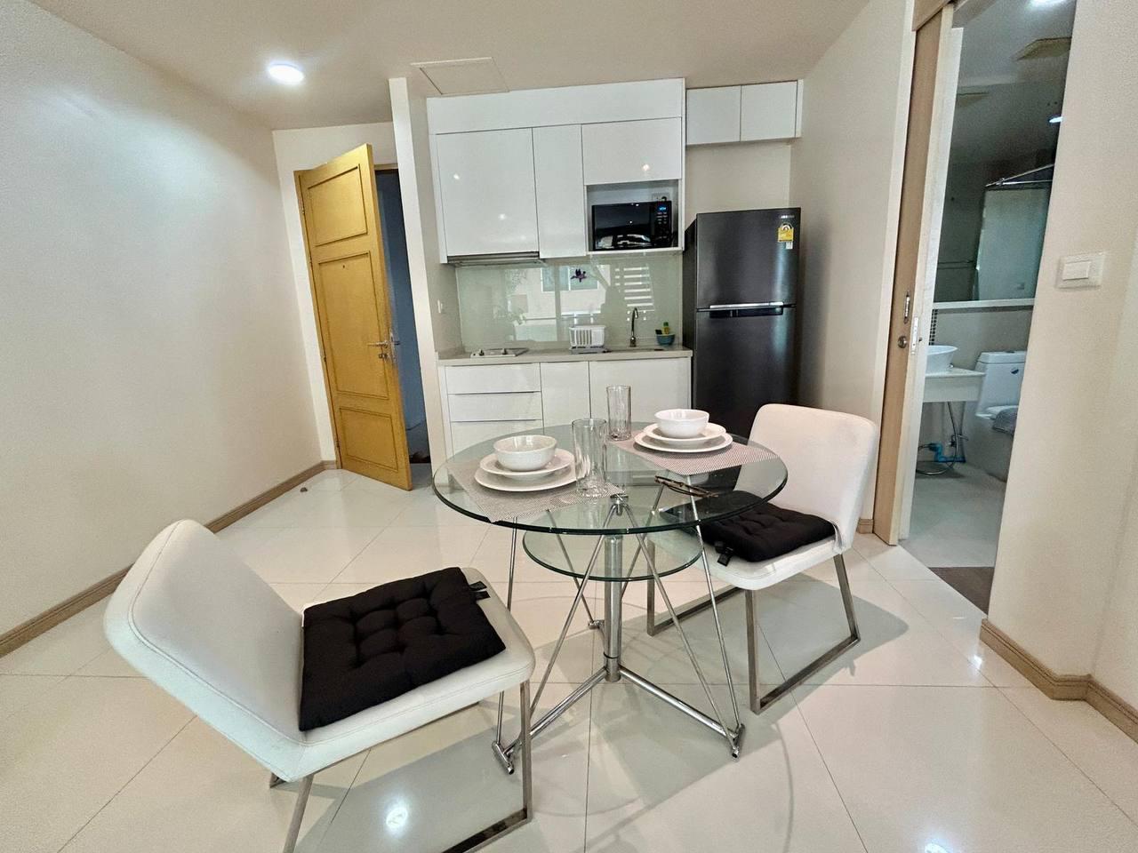 Аренда апартаментов с бассейном