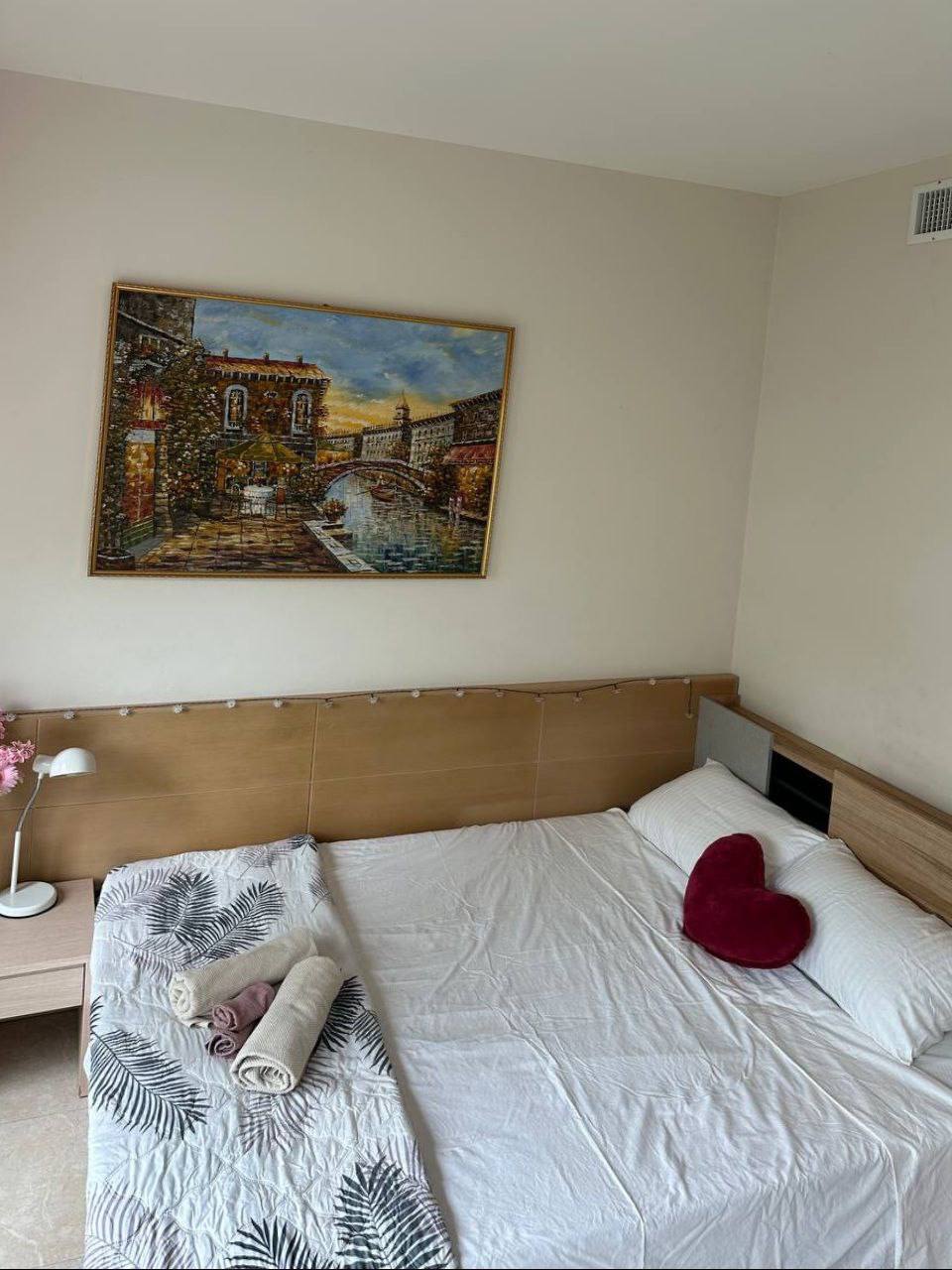 Аренда студии у моря с бассейном