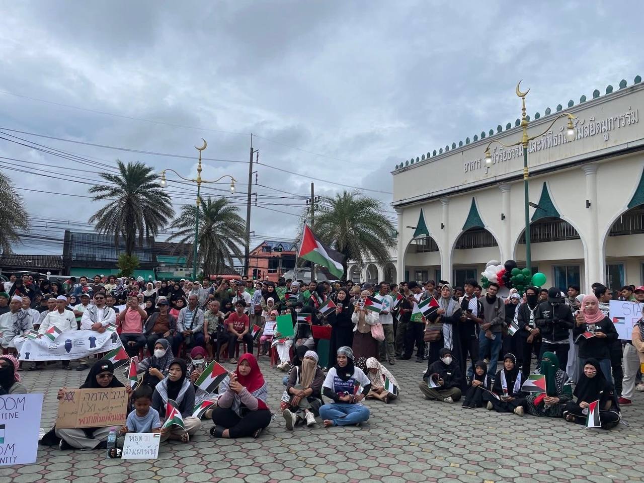 Протест против израильских туристов на Пхукете