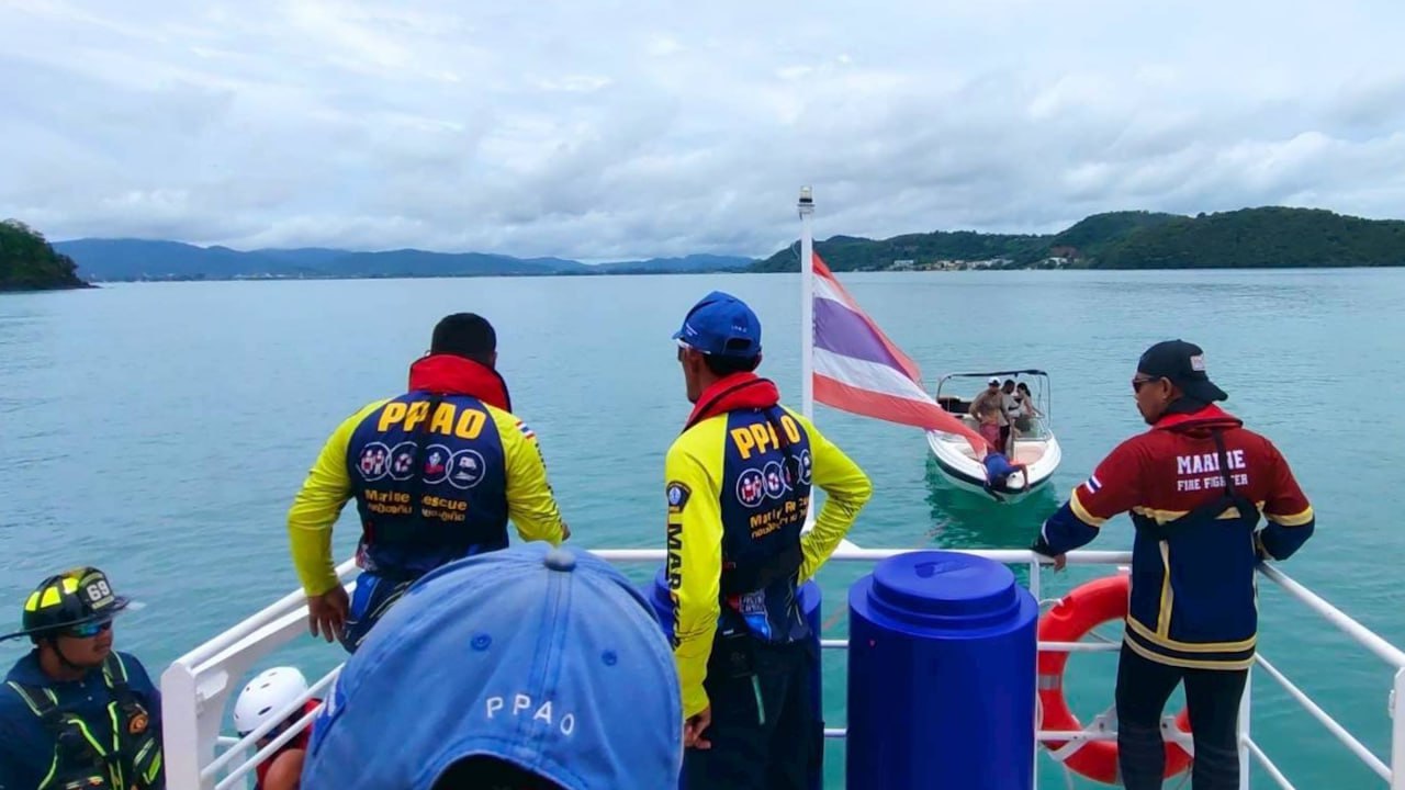 Пожар на катере у побережья Пхукета