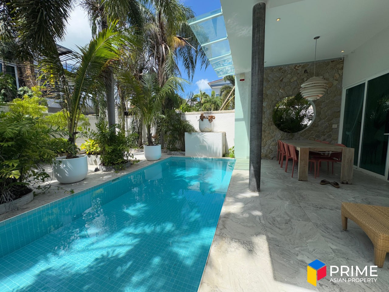 Аренда виллы с бассейном