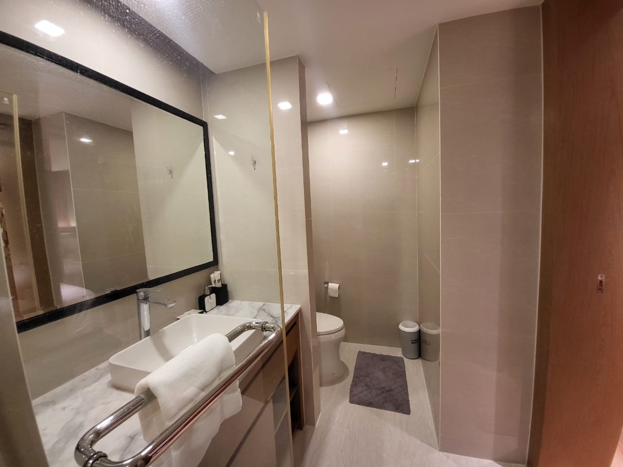 Сдаются однокомнатные апартаменты с инфраструктурой