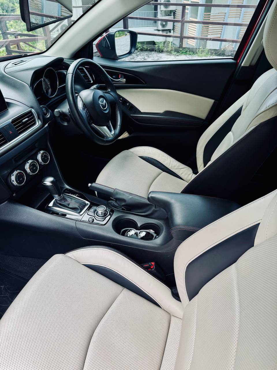 Продажа автомобиля, топовая комплектация