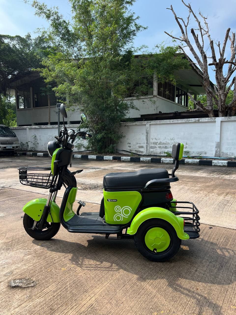 Продажа электрического трицикла