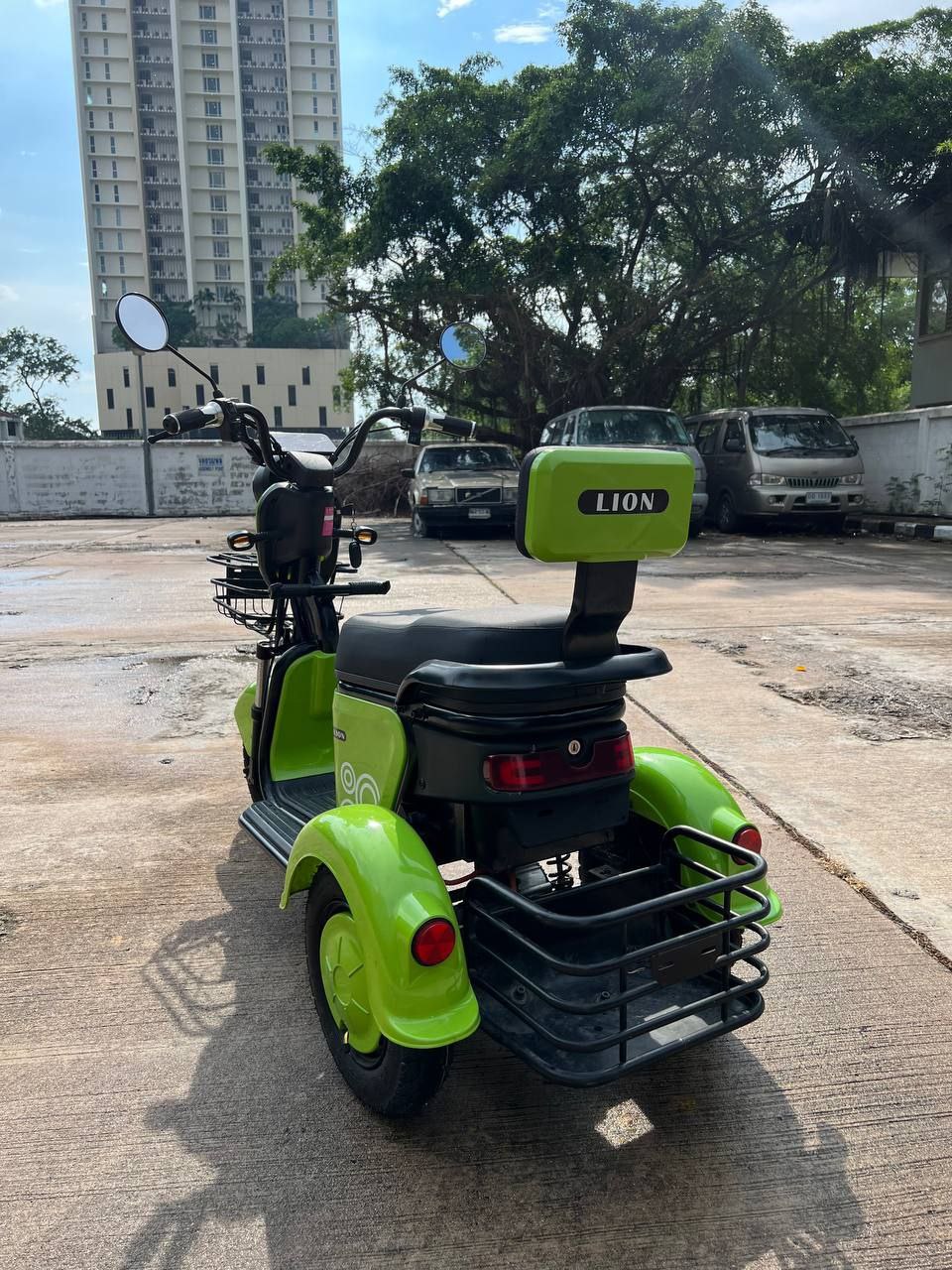 Продажа электрического трицикла